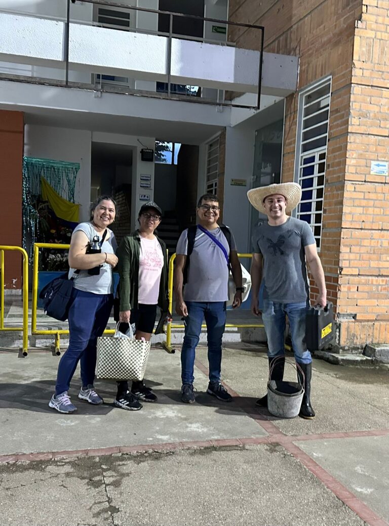 trabajando petciclando